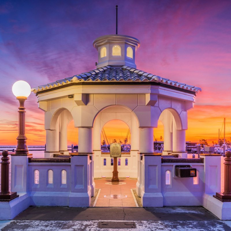 Corpus Christi, Texas, USA on the seawall at dawn.