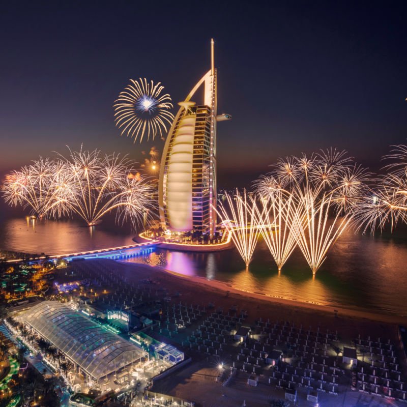 Burj Al Arab - Fireworks New Year's Eve 