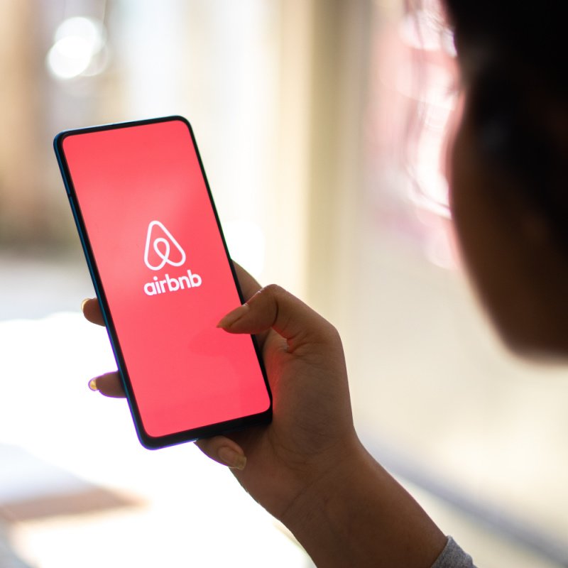 airbnb app on smartphone