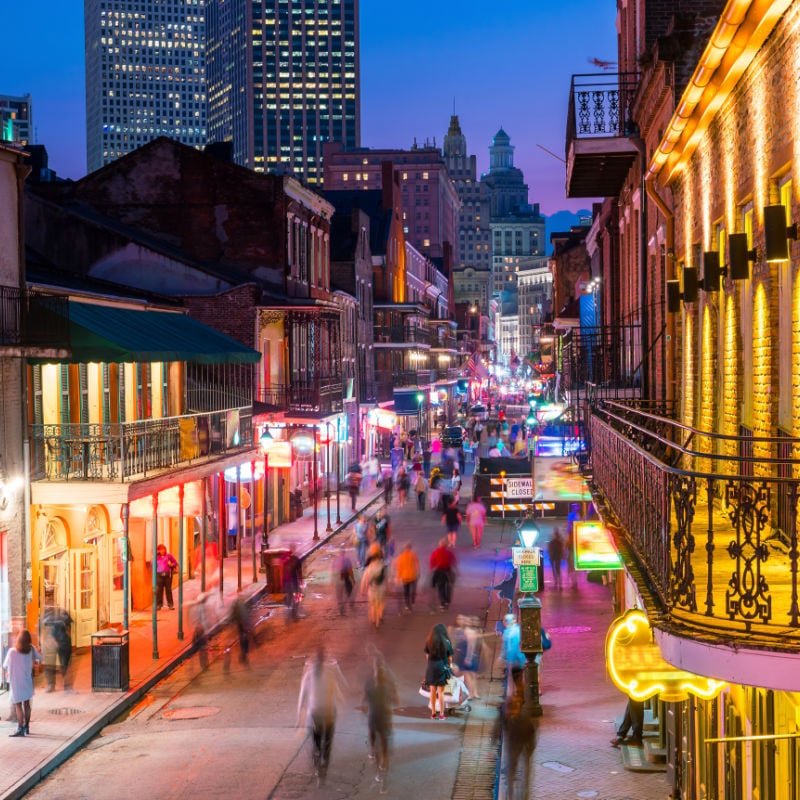 pubs and bars of new orleans by night