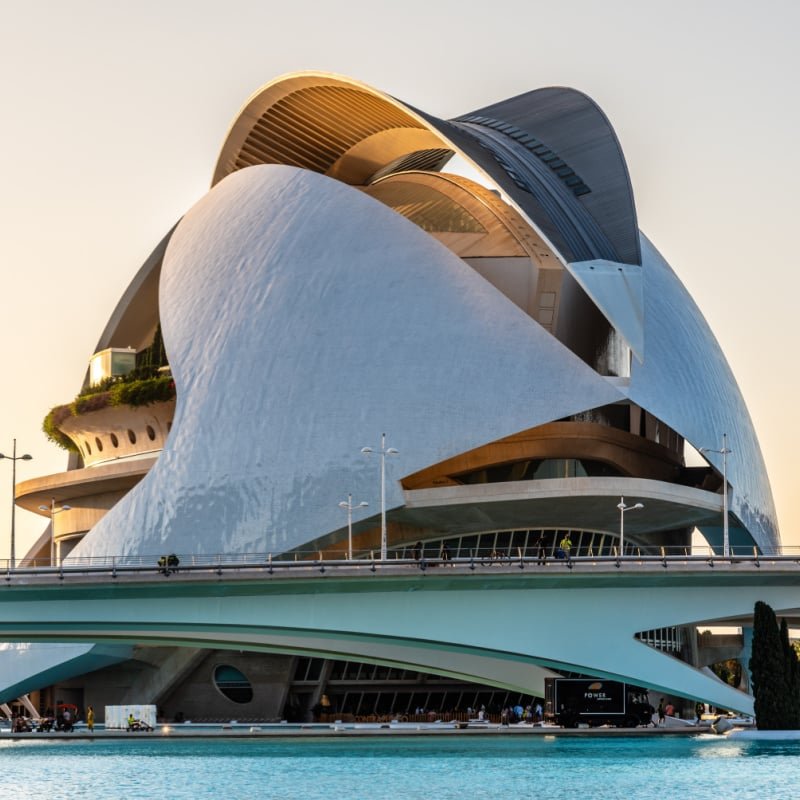 palau de les arts in valencia spain