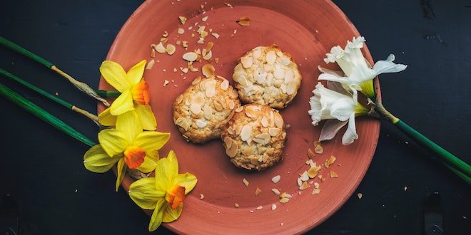 Chinese New Year Almond Cookies