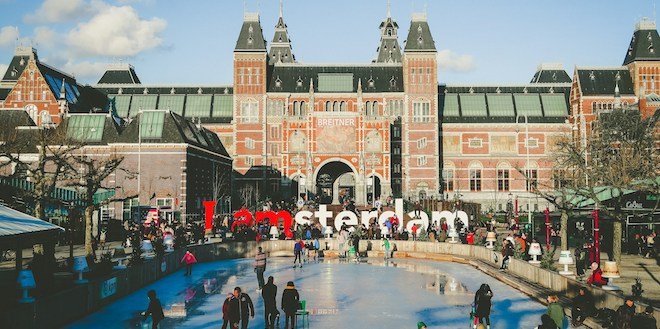 Elevating Your Amsterdam Experience with Taxi Services