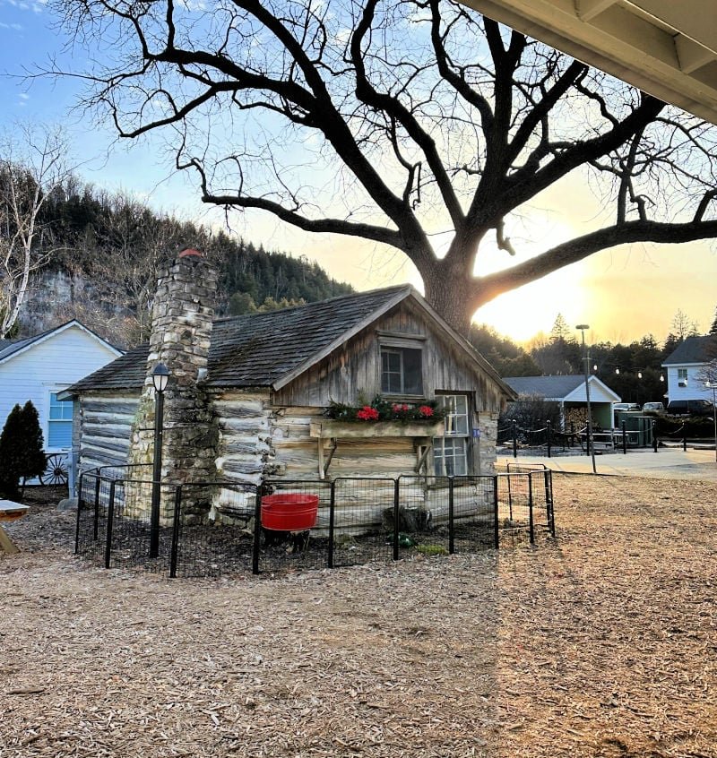 Founder's Square, Fish Creek, Wisconsin